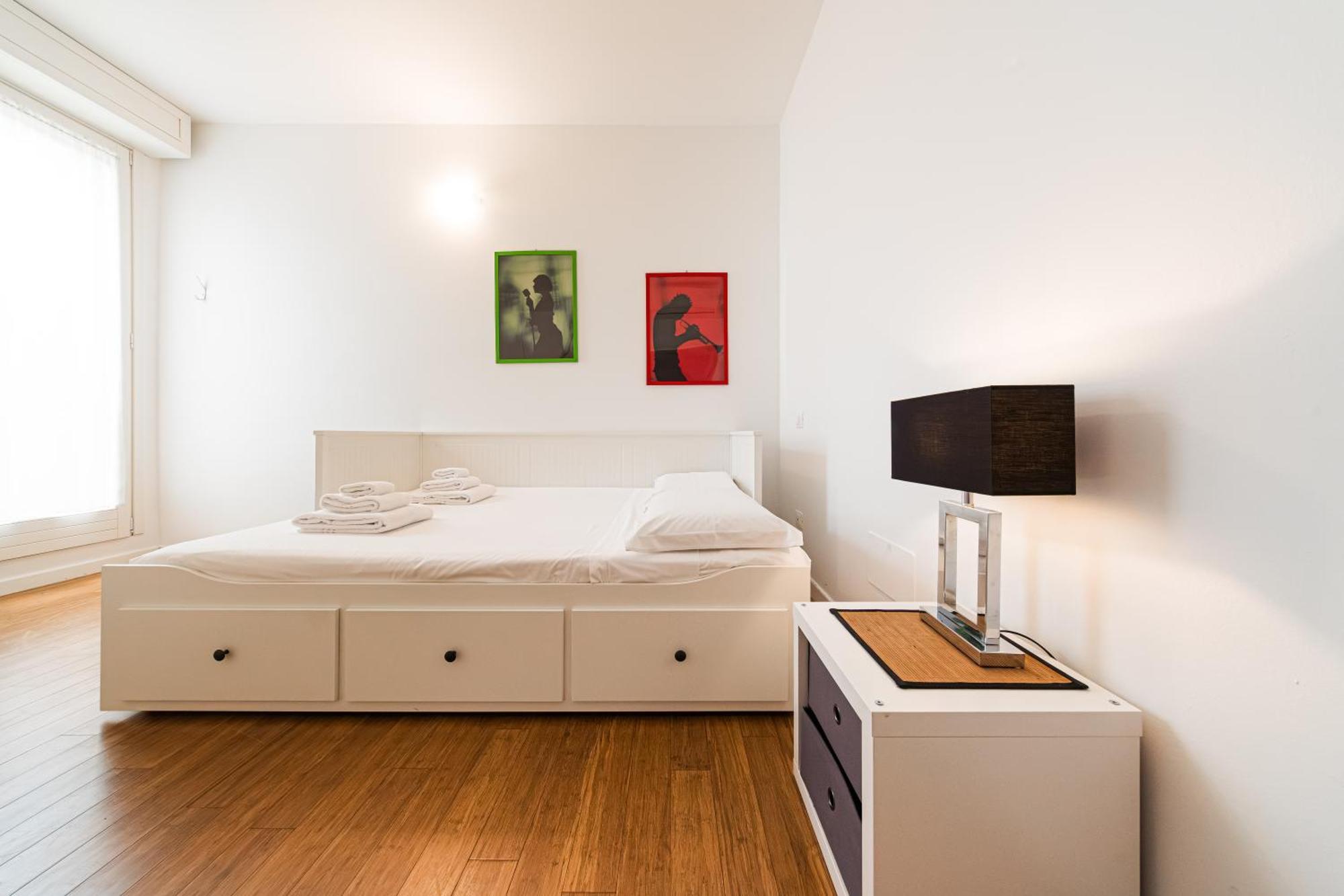 Nettuno Apartment - Private Garden In Bologna Center Luaran gambar